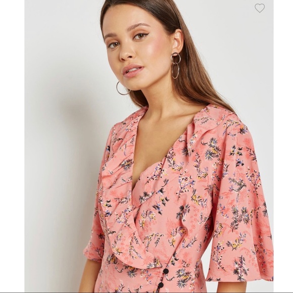 NEW TOPSHOP SHORT SLEEVE RUFFLE FLORAL PRINT MINI WRAP DRESS - Picture 3 of 9